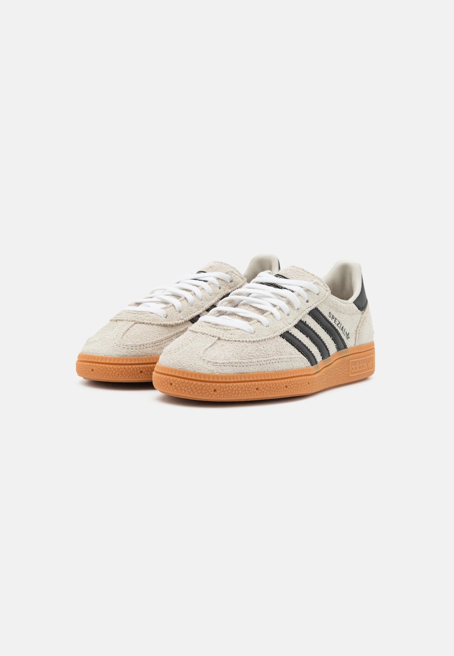 Adidas Handball Spezial Aluminium Core black
Shop dit næste par Handball Spezial. Disse Handball Spezial, er de perfekte sneaker til enhver lejlighed. Deres elegante design sikre dig en alsidig sneaker.
Begge sko