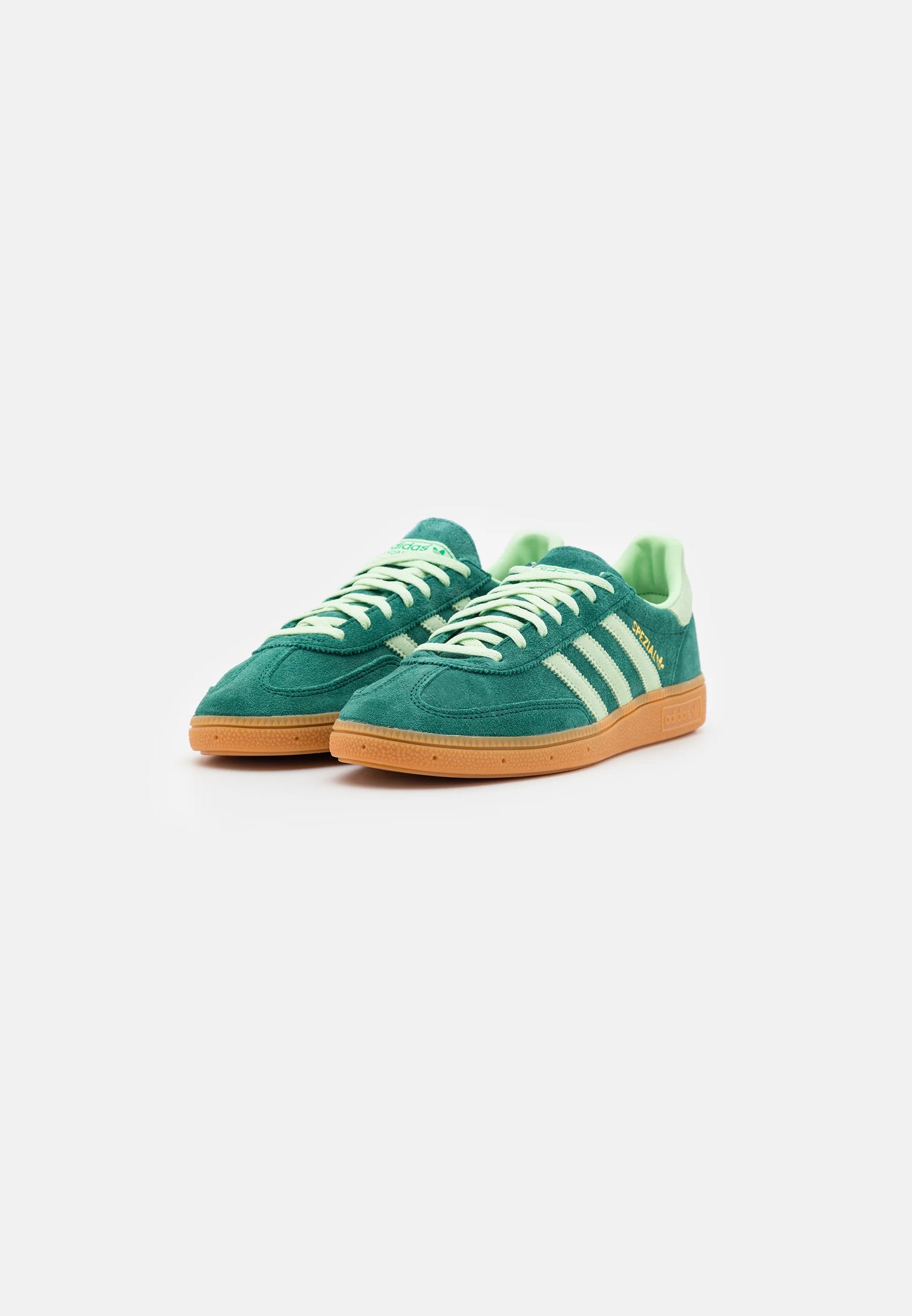 Adidas Handball Spezial Collegiate Green Semi Green Spark
Shop dit næste par Handball Spezial. Disse Handball Spezial, er de perfekte sneaker til enhver lejlighed. Deres elegante design sikre dig en alsidige sneaker.
set samlet