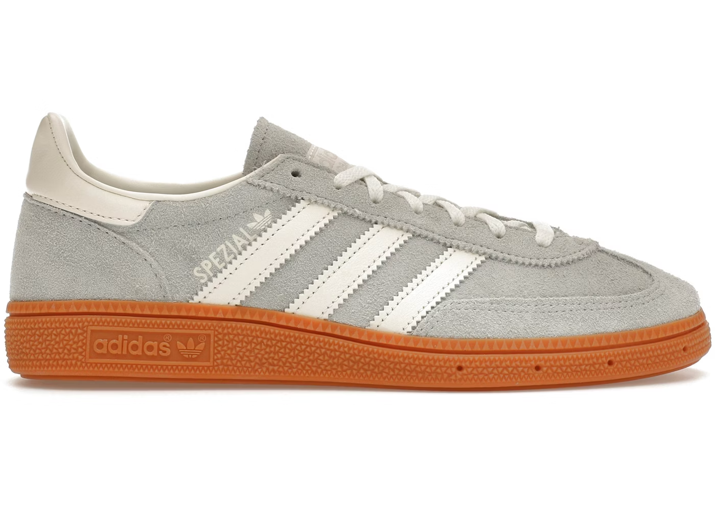 Adidas Handball Spezial Wonder Silver
Shop dit næste par Handball Spezial. Disse Handball Spezial Wonder Silver, er de perfekte sneaker til enhver lejlighed. Deres elegante design sikre dig en alsidig sneaker.
Set fra siden
