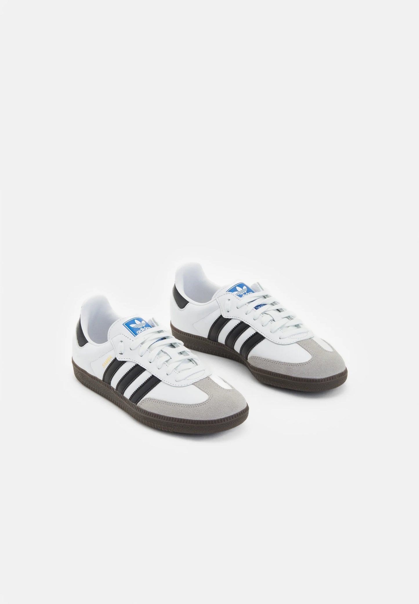 Adidas Samba Og Cloud white core black
Shop dit næste par Adidas Samba her hos os. Samba er den perfekte kvalitets sko, med sin yderst gode komfort er det den perfekte sneaker til alle. Køb dem lige her
Set samlet