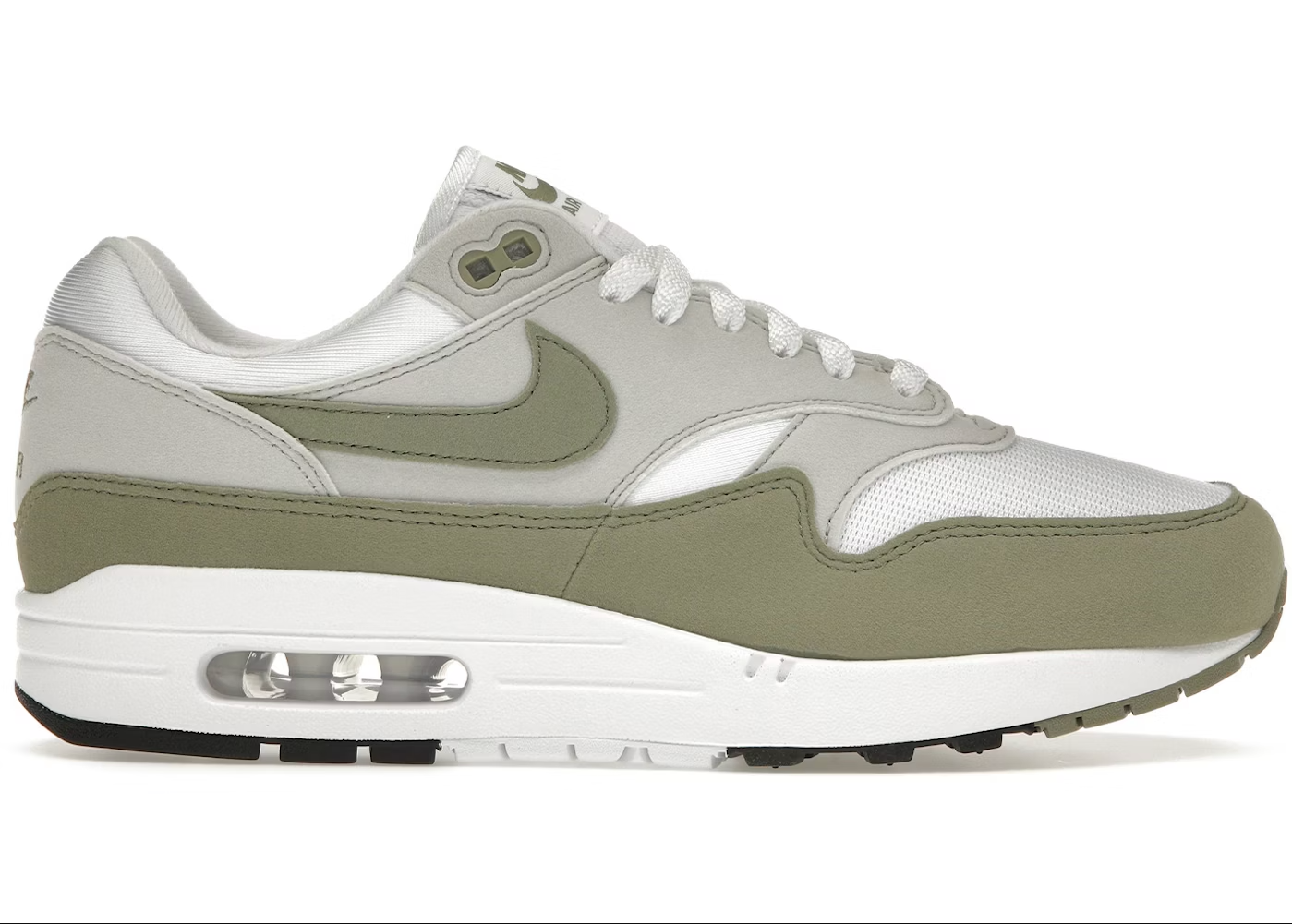 Nike Air max 1 light army green
De perfekte Air max 1 fra Nike af. Disse sneakers går godt til de fleste outfits. De er sikrede at få dig til at skille dig ud. Perfekte Sneakers til enhver lejlighed
set fra siden